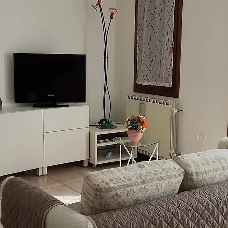 Feel At - Casa Loredana アパート
