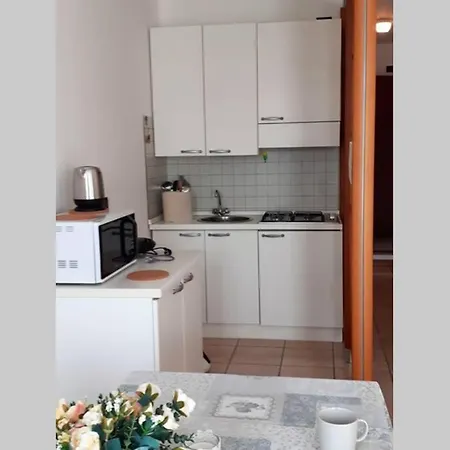 Feel At - Casa Loredana アパート
